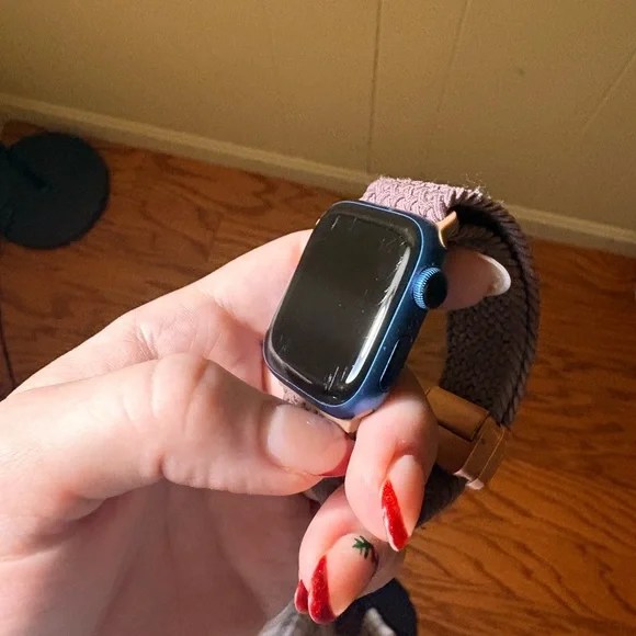 Apple Watch Series 7